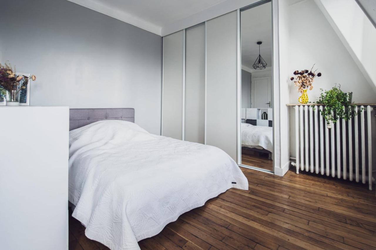 Appartement Superb Bright Studio Next To The Seine à Paris Extérieur photo